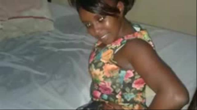 Kalondozi atobezza obuliri bwomusajja mulala - youtube.webm