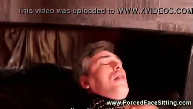 Mean domina subdues male slave
