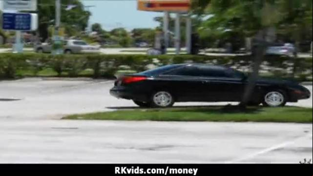Amateur chick takes money for a fuck 6